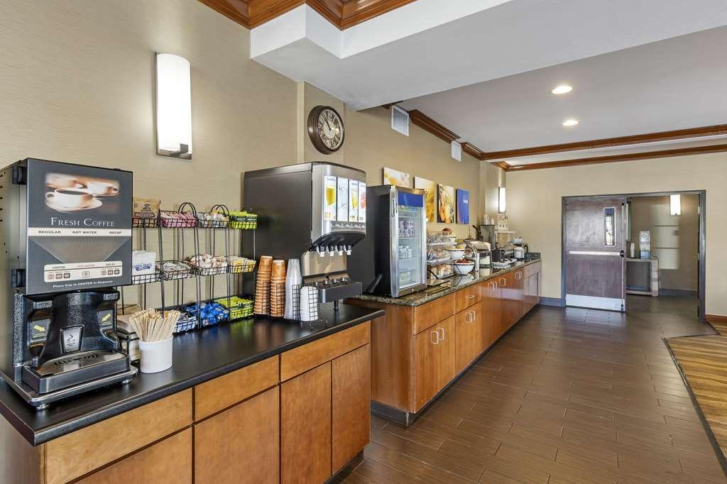 Comfort Inn & Suites Gillette Near Campbell Medical Center Restaurant bilde